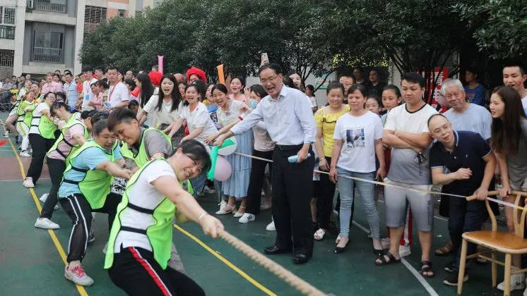 慶祝建黨100周年：炬神電子舉行首屆拔河比賽